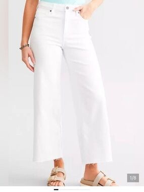 NWT Hidden Nori White Wide-Leg High-Rise cropped Jeans